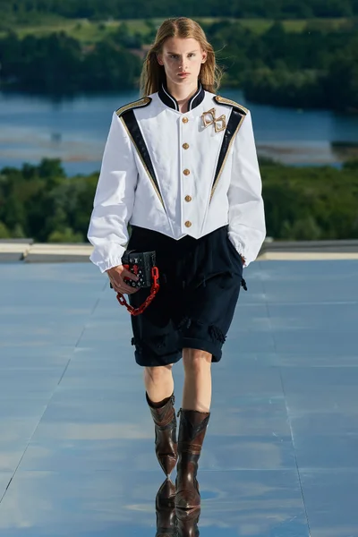 Look 45